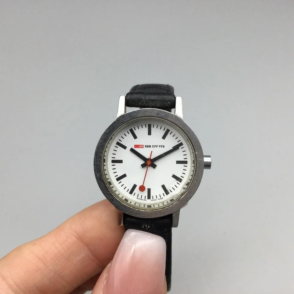 Mondaine Railways SBB CFF FFS Women Watch 26mm Stainless Leather New Battery